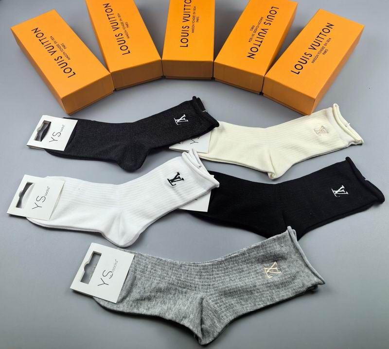 LV socks (93)