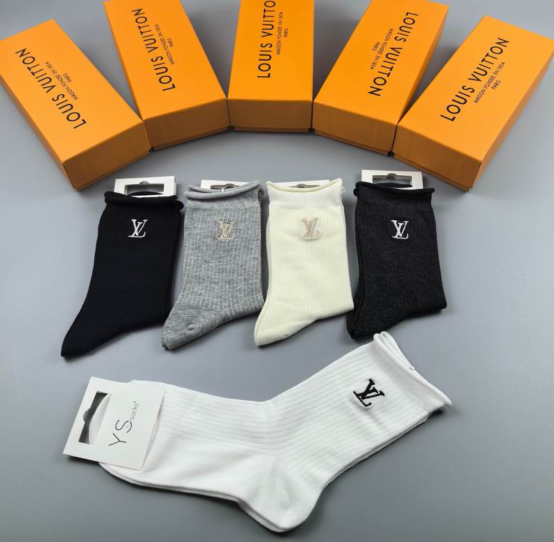 LV socks (95)