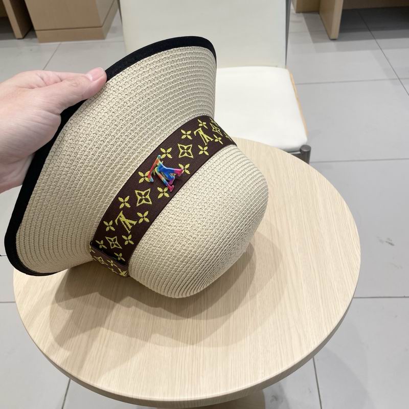 LV top hat (39)