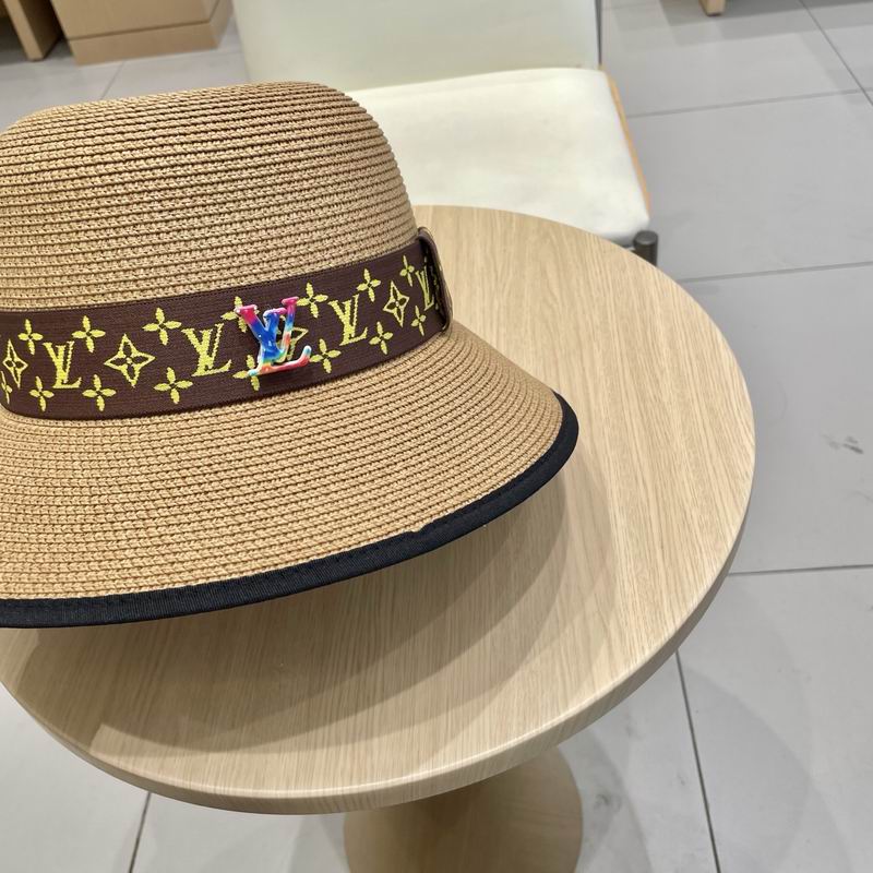 LV top hat (51)