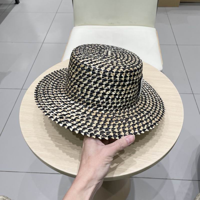 LV top hat (51)