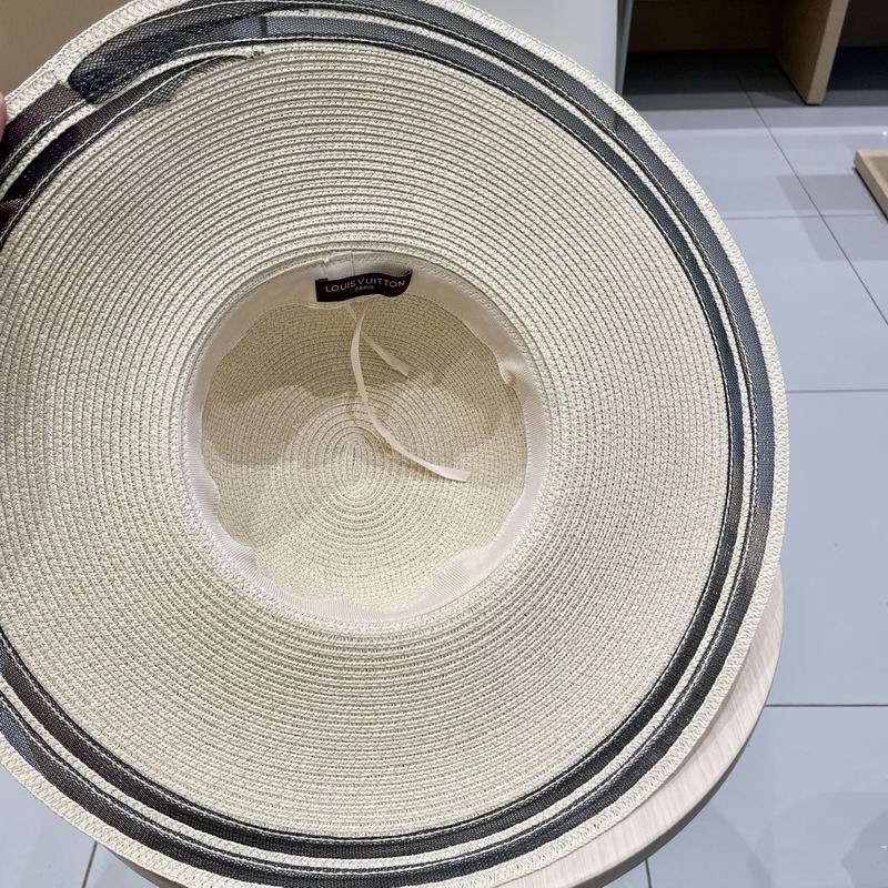 LV top hat (59)