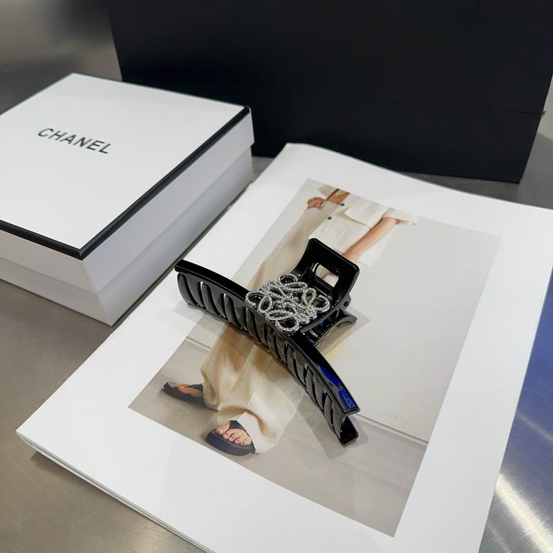 Loewe Hair grab clip hh (5)