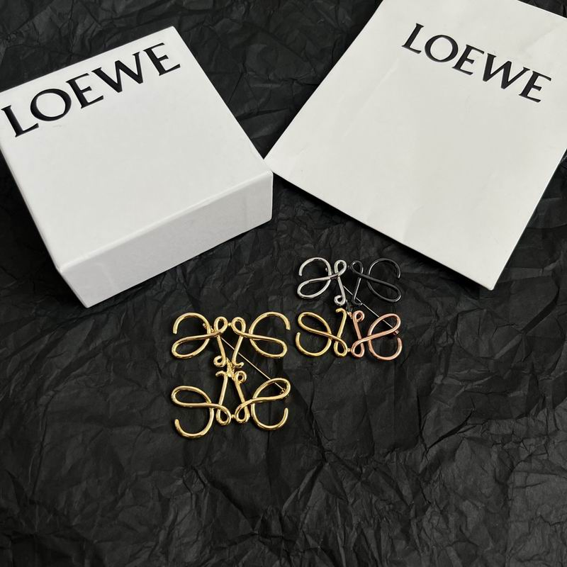 Loewe brooch 03yxh38 (1)