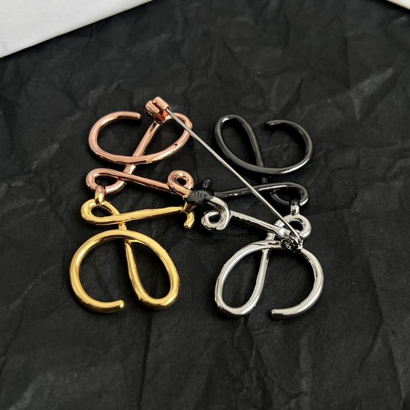 Loewe brooch 03yxh38 (7)