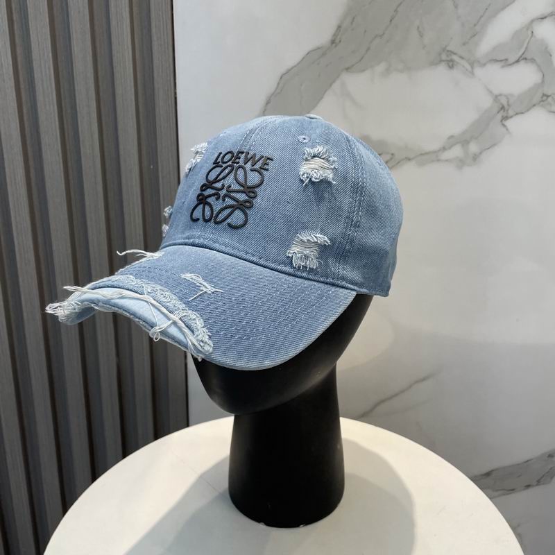 Loewe cap dx (33)