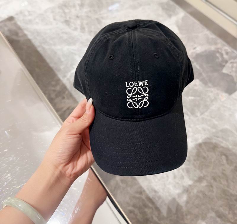 Loewe cap dx (77)