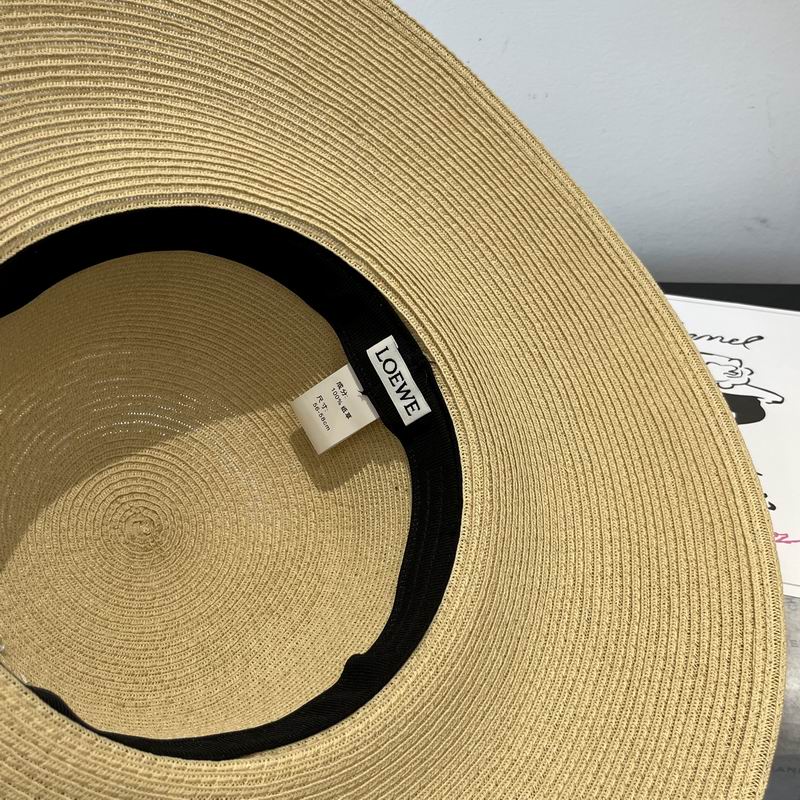 Loewe top hat dx (1)