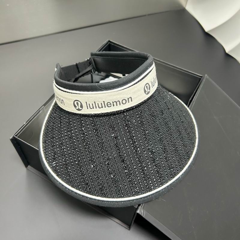 Luluemon Visor dx (24)