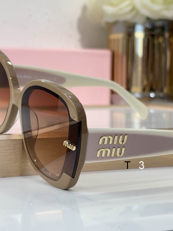 MiuMiu  06KS 59 17-147 c07