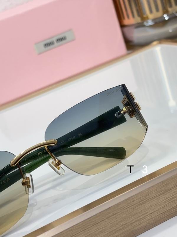 MiuMiu 12AV 63 17-130 c08