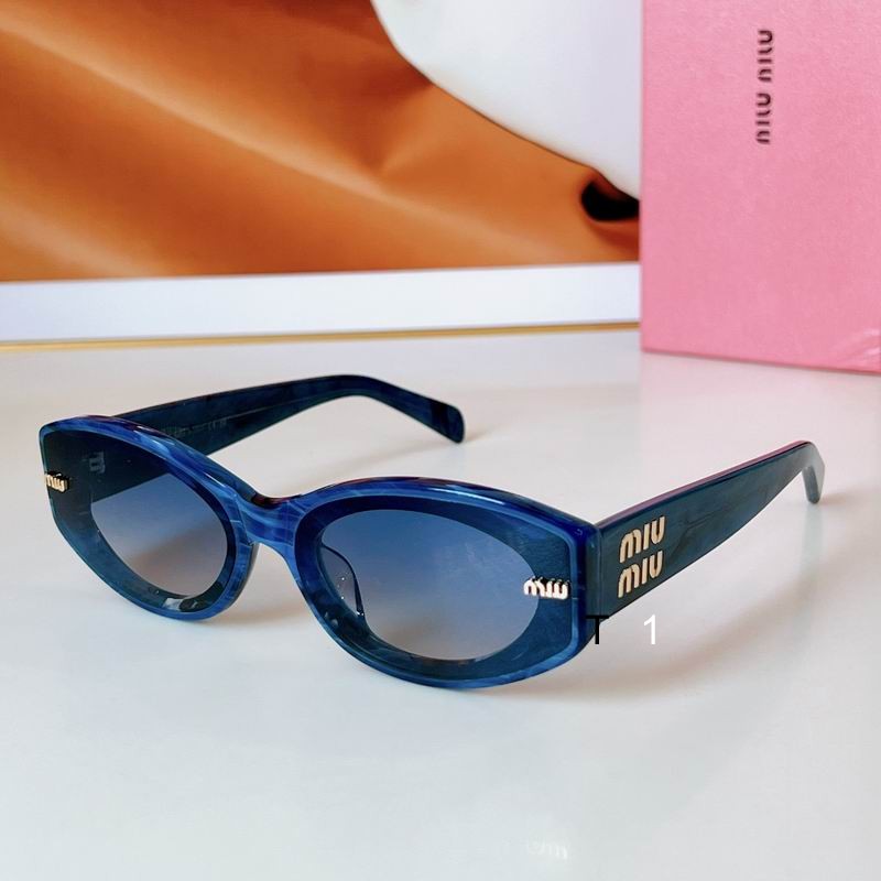 MiuMiu 13KS 62 17-145 a02