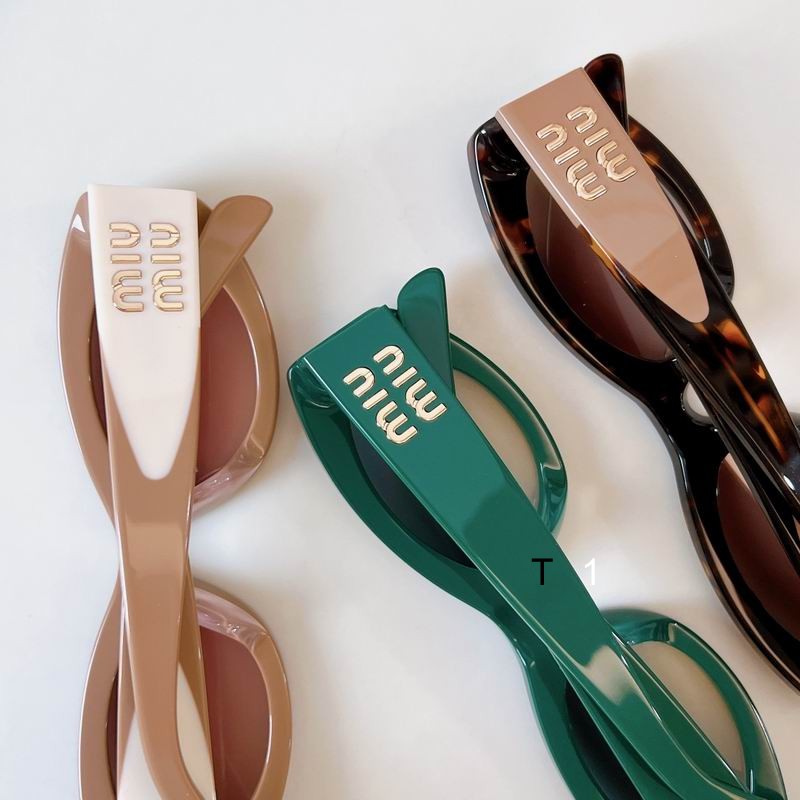 MiuMiu 13KS 62 17-145 a08