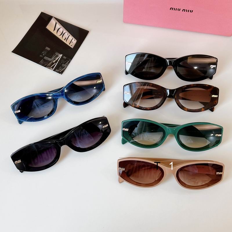 MiuMiu 13KS 62 17-145 a09