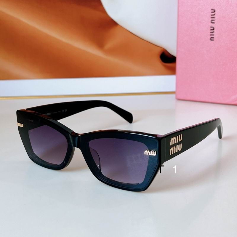 MiuMiu 16KS 63 14-145 a03