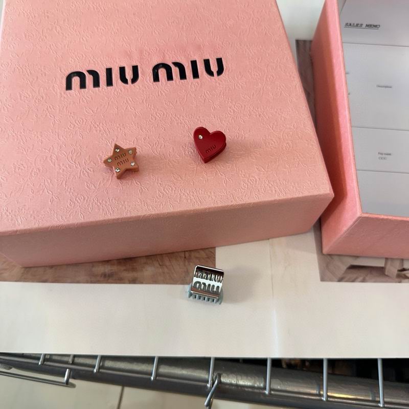Miumiu Hair grab clip hh (56)