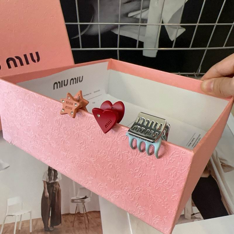 Miumiu Hair grab clip hh (57)