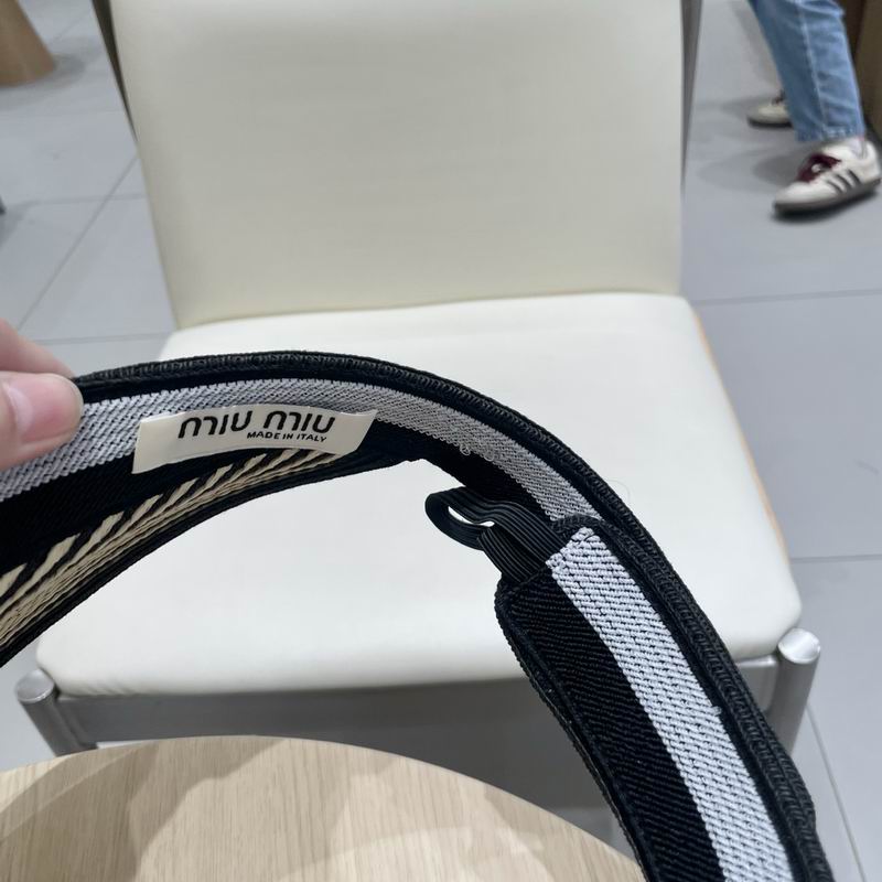 Miumiu Visor (21)