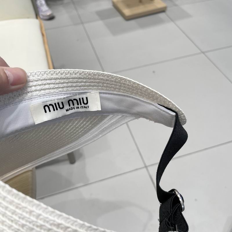 Miumiu Visor (3)