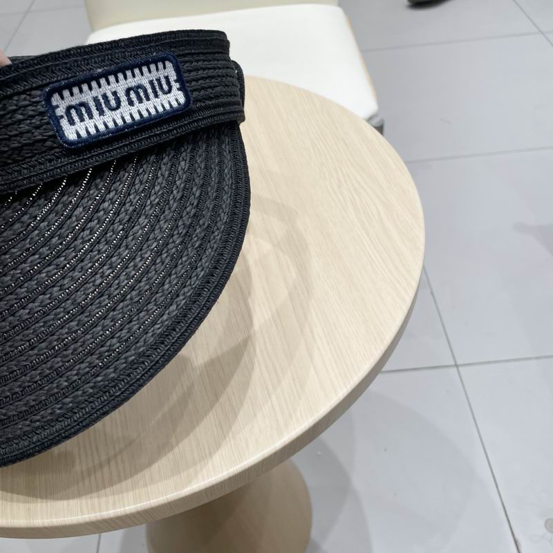 Miumiu Visor (4)