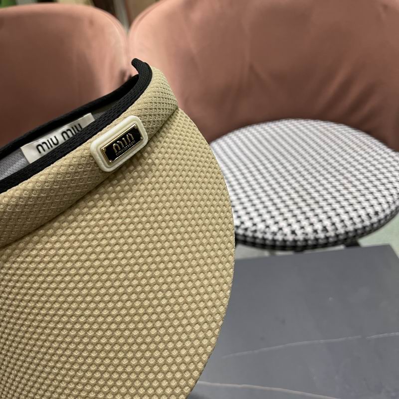 Miumiu Visor (66)