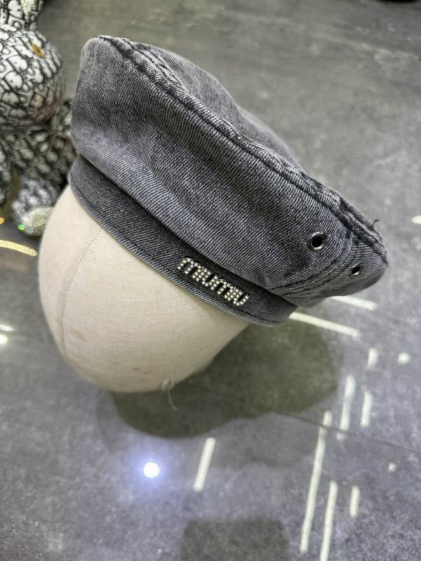 Miumiu beret dx (1)