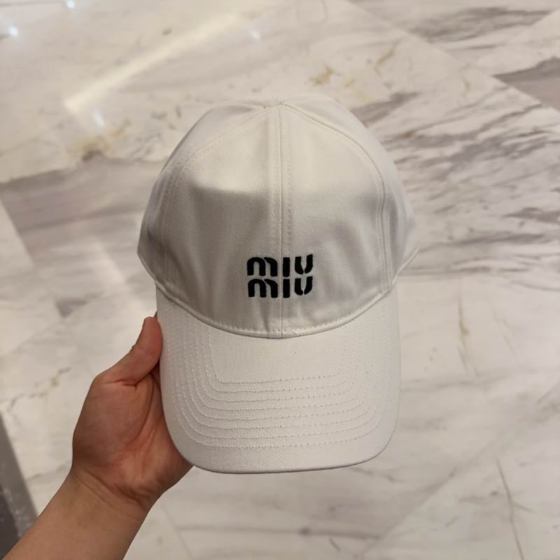 Miumiu cap dx (250)
