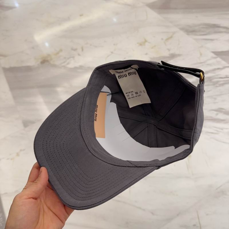 Miumiu cap dx (252)