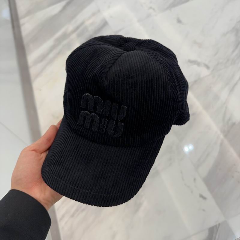 Miumiu cap dx (430)