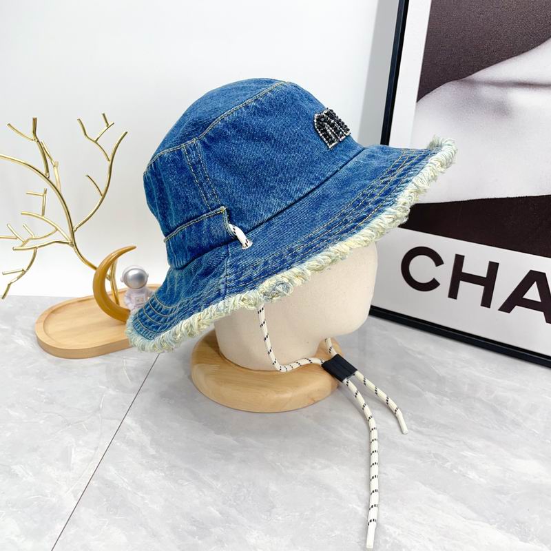 Miumiu hat dx (103)