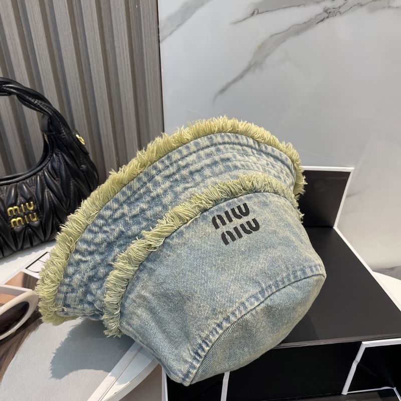 Miumiu hat dx (115)