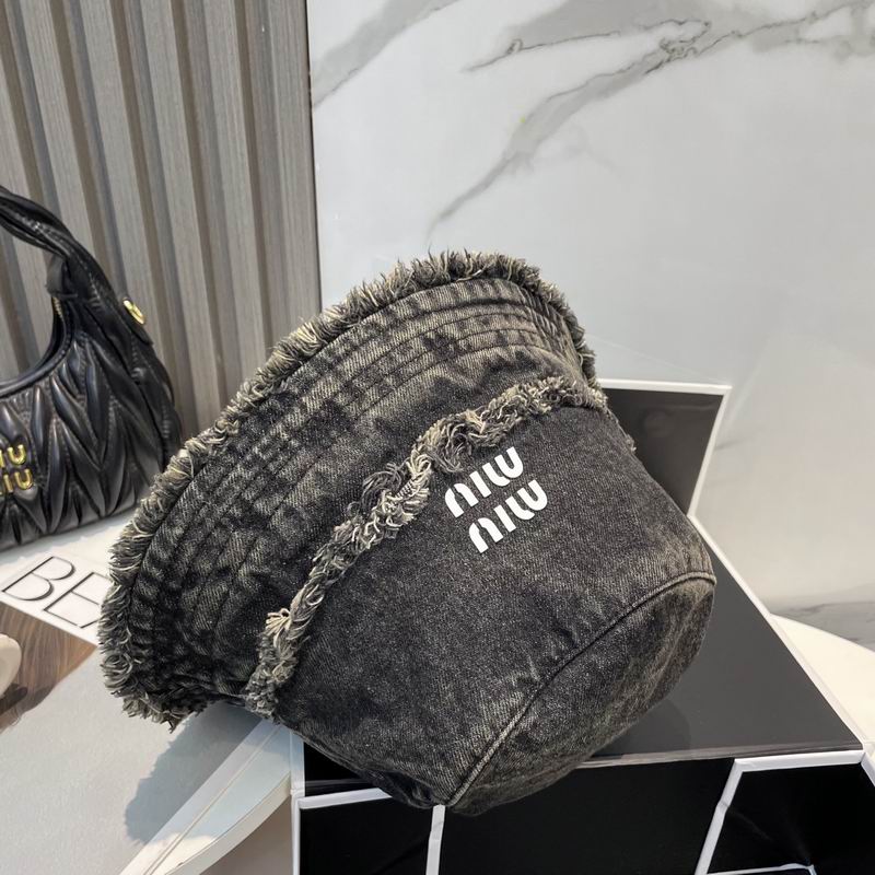 Miumiu hat dx (124)