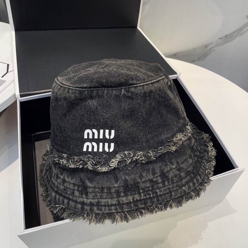 Miumiu hat dx (127)