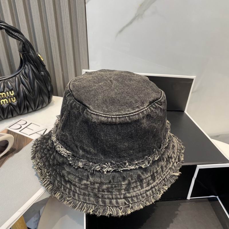 Miumiu hat dx (129)