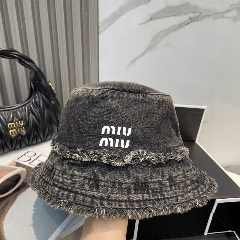Miumiu hat dx (130)
