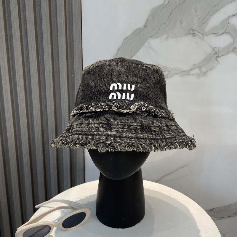 Miumiu hat dx (131)
