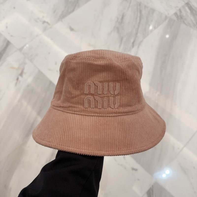 Miumiu hat dx (180)