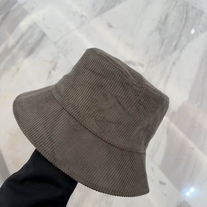 Miumiu hat dx (205)
