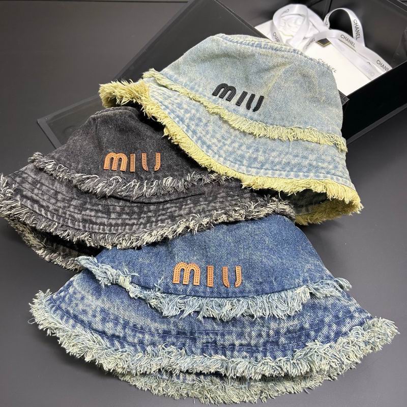 Miumiu hat dx (213)