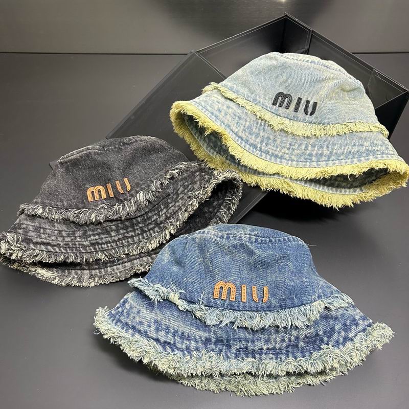 Miumiu hat dx (214)