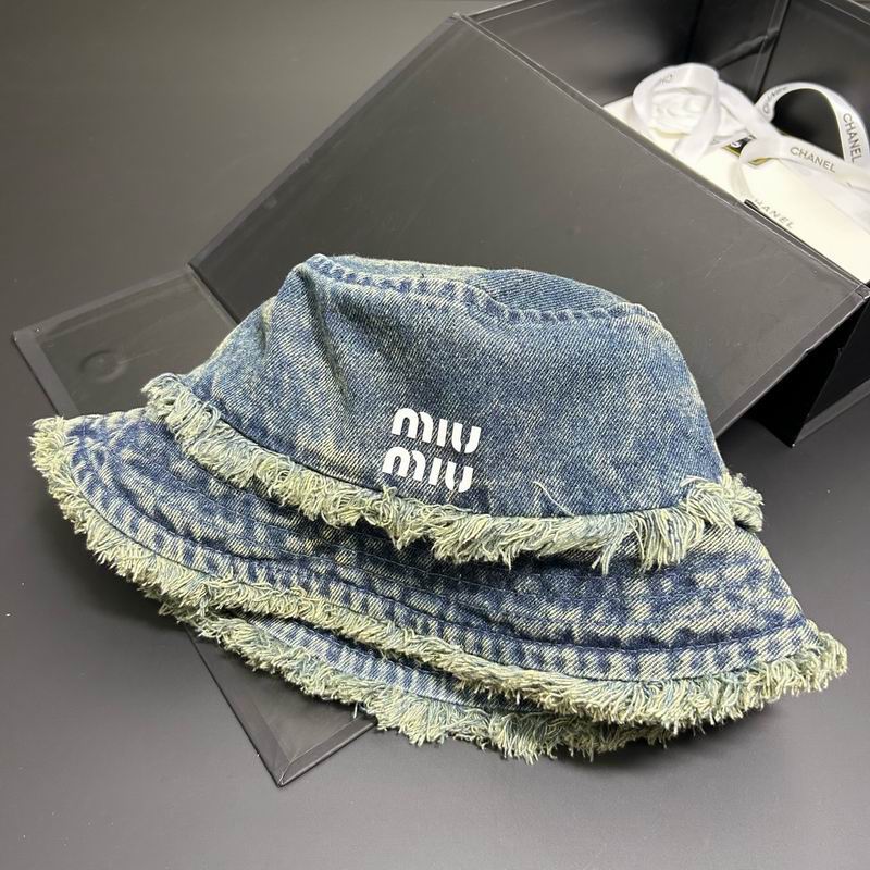 Miumiu hat dx (217)