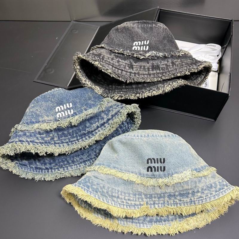 Miumiu hat dx (220)