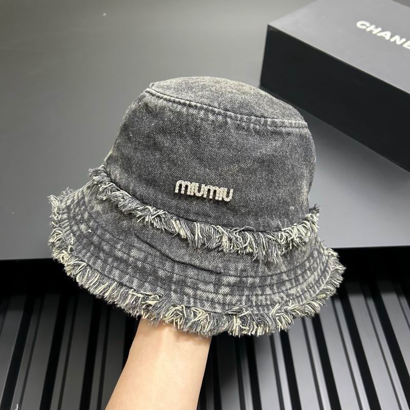 Miumiu hat dx (222)