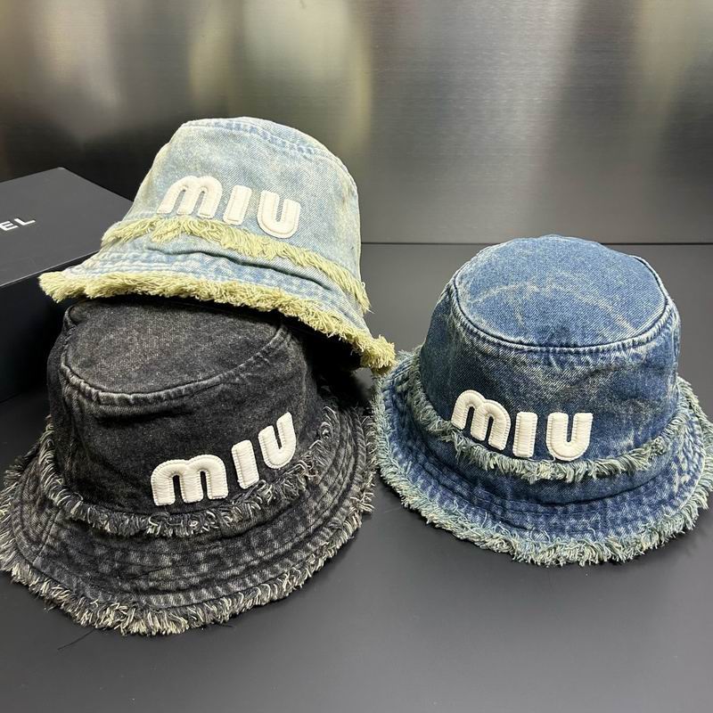 Miumiu hat dx (233)