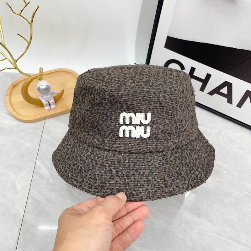 Miumiu hat dx (247)