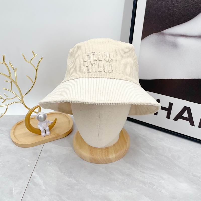 Miumiu hat dx (37)