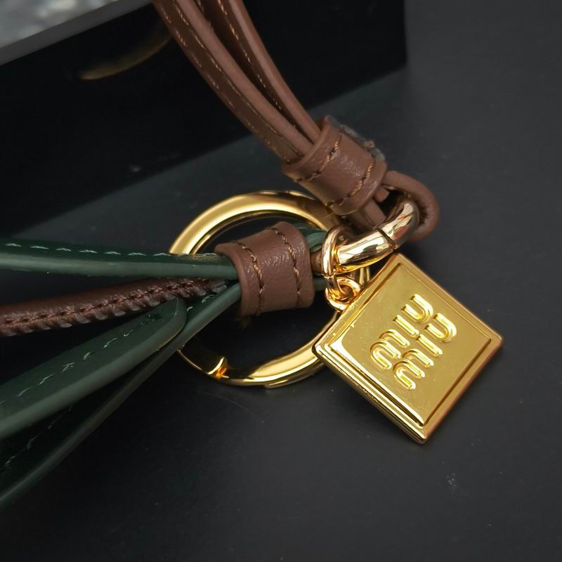Miumiu keyring (145)
