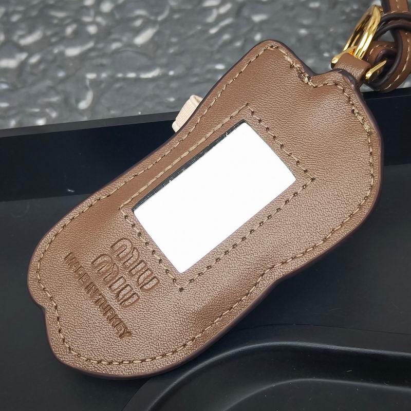 Miumiu keyring (17)