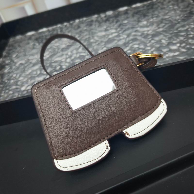 Miumiu keyring (23)
