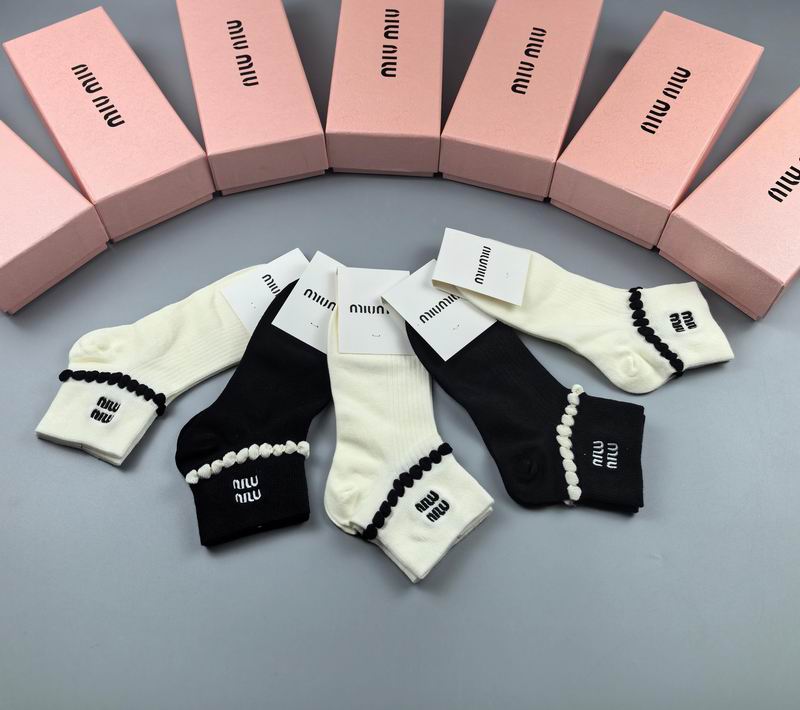 Miumiu socks (29)